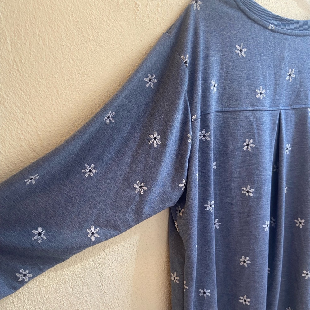 Jane+Delancey Blue Floral Women's Top - Picture 4 of 9